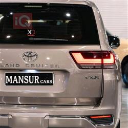 تۆیۆتا لاند کروزەر